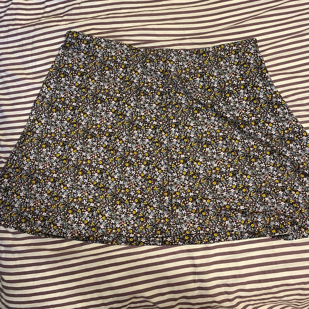 LOFT Floral Patterned Skirt - Brand New with Tags